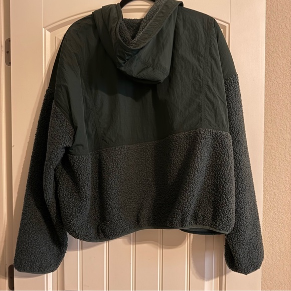 OFFLINE by AERIE Fluff Love Sherpa Jacket - Picture 3 of 5